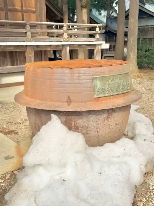 鳥谷崎神社の{uncategorized: "未分類", other: "その他", undefined: "問題あり", building: "その他建物", grave: "お墓", sacred_gate: "鳥居", guardian: "狛犬", statue: "像", buddha: "仏像", history: "歴史", nature: "自然", garden: "庭園", animal: "動物", pagoda: "塔", temizu: "手水舎", mountain_gate: "山門・神門", sanctuary: "本殿・本堂", subordinate: "末社・摂社", art: "芸術", scenery: "景色", jizo: "地蔵", ema: "絵馬", goshuin: "御朱印", omikuji: "おみくじ", items: "授与品その他", amulet: "お守り", goshuincho: "御朱印帳", eats: "食事", festival: "お祭り", votive_dance: "神楽", shichigosan: "七五三参", wedding: "結婚式", experience: "体験その他", initially: "初詣", around: "周辺", anti_infection: "感染症対策"}