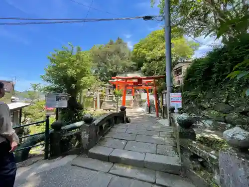 坂本龍馬神社の{uncategorized: "未分類", other: "その他", undefined: "問題あり", building: "その他建物", grave: "お墓", sacred_gate: "鳥居", guardian: "狛犬", statue: "像", buddha: "仏像", history: "歴史", nature: "自然", garden: "庭園", animal: "動物", pagoda: "塔", temizu: "手水舎", mountain_gate: "山門・神門", sanctuary: "本殿・本堂", subordinate: "末社・摂社", art: "芸術", scenery: "景色", jizo: "地蔵", ema: "絵馬", goshuin: "御朱印", omikuji: "おみくじ", items: "授与品その他", amulet: "お守り", goshuincho: "御朱印帳", eats: "食事", festival: "お祭り", votive_dance: "神楽", shichigosan: "七五三参", wedding: "結婚式", experience: "体験その他", initially: "初詣", around: "周辺", anti_infection: "感染症対策"}