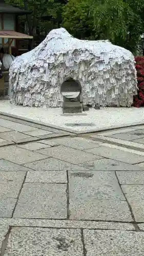 安井金比羅宮の{uncategorized: "未分類", other: "その他", undefined: "問題あり", building: "その他建物", grave: "お墓", sacred_gate: "鳥居", guardian: "狛犬", statue: "像", buddha: "仏像", history: "歴史", nature: "自然", garden: "庭園", animal: "動物", pagoda: "塔", temizu: "手水舎", mountain_gate: "山門・神門", sanctuary: "本殿・本堂", subordinate: "末社・摂社", art: "芸術", scenery: "景色", jizo: "地蔵", ema: "絵馬", goshuin: "御朱印", omikuji: "おみくじ", items: "授与品その他", amulet: "お守り", goshuincho: "御朱印帳", eats: "食事", festival: "お祭り", votive_dance: "神楽", shichigosan: "七五三参", wedding: "結婚式", experience: "体験その他", initially: "初詣", around: "周辺", anti_infection: "感染症対策"}