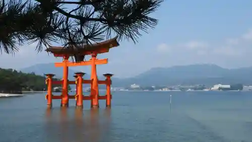 厳島神社(広島県)