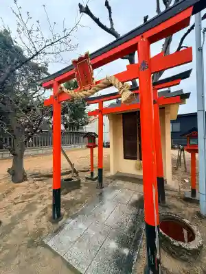 舞子六神社／まいこむの宮の{uncategorized: "未分類", other: "その他", undefined: "問題あり", building: "その他建物", grave: "お墓", sacred_gate: "鳥居", guardian: "狛犬", statue: "像", buddha: "仏像", history: "歴史", nature: "自然", garden: "庭園", animal: "動物", pagoda: "塔", temizu: "手水舎", mountain_gate: "山門・神門", sanctuary: "本殿・本堂", subordinate: "末社・摂社", art: "芸術", scenery: "景色", jizo: "地蔵", ema: "絵馬", goshuin: "御朱印", omikuji: "おみくじ", items: "授与品その他", amulet: "お守り", goshuincho: "御朱印帳", eats: "食事", festival: "お祭り", votive_dance: "神楽", shichigosan: "七五三参", wedding: "結婚式", experience: "体験その他", initially: "初詣", around: "周辺", anti_infection: "感染症対策"}
