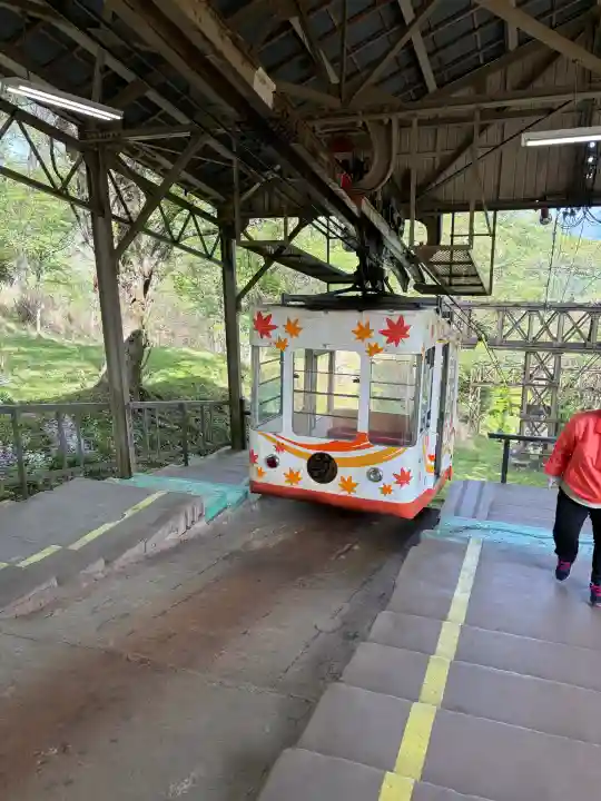 金峯山寺の{uncategorized: "未分類", other: "その他", undefined: "問題あり", building: "その他建物", grave: "お墓", sacred_gate: "鳥居", guardian: "狛犬", statue: "像", buddha: "仏像", history: "歴史", nature: "自然", garden: "庭園", animal: "動物", pagoda: "塔", temizu: "手水舎", mountain_gate: "山門・神門", sanctuary: "本殿・本堂", subordinate: "末社・摂社", art: "芸術", scenery: "景色", jizo: "地蔵", ema: "絵馬", goshuin: "御朱印", omikuji: "おみくじ", items: "授与品その他", amulet: "お守り", goshuincho: "御朱印帳", eats: "食事", festival: "お祭り", votive_dance: "神楽", shichigosan: "七五三参", wedding: "結婚式", experience: "体験その他", initially: "初詣", around: "周辺", anti_infection: "感染症対策"}