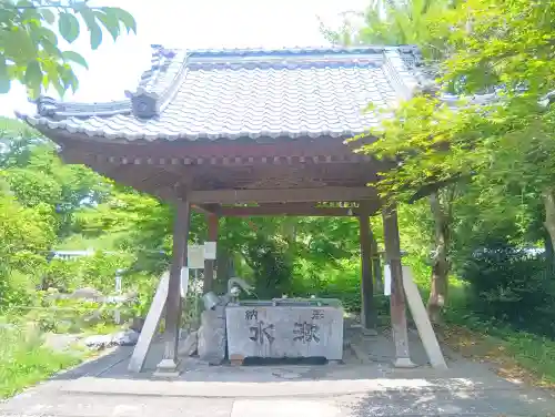 八幡神社の{uncategorized: "未分類", other: "その他", undefined: "問題あり", building: "その他建物", grave: "お墓", sacred_gate: "鳥居", guardian: "狛犬", statue: "像", buddha: "仏像", history: "歴史", nature: "自然", garden: "庭園", animal: "動物", pagoda: "塔", temizu: "手水舎", mountain_gate: "山門・神門", sanctuary: "本殿・本堂", subordinate: "末社・摂社", art: "芸術", scenery: "景色", jizo: "地蔵", ema: "絵馬", goshuin: "御朱印", omikuji: "おみくじ", items: "授与品その他", amulet: "お守り", goshuincho: "御朱印帳", eats: "食事", festival: "お祭り", votive_dance: "神楽", shichigosan: "七五三参", wedding: "結婚式", experience: "体験その他", initially: "初詣", around: "周辺", anti_infection: "感染症対策"}