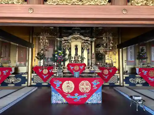 覚了寺の{uncategorized: "未分類", other: "その他", undefined: "問題あり", building: "その他建物", grave: "お墓", sacred_gate: "鳥居", guardian: "狛犬", statue: "像", buddha: "仏像", history: "歴史", nature: "自然", garden: "庭園", animal: "動物", pagoda: "塔", temizu: "手水舎", mountain_gate: "山門・神門", sanctuary: "本殿・本堂", subordinate: "末社・摂社", art: "芸術", scenery: "景色", jizo: "地蔵", ema: "絵馬", goshuin: "御朱印", omikuji: "おみくじ", items: "授与品その他", amulet: "お守り", goshuincho: "御朱印帳", eats: "食事", festival: "お祭り", votive_dance: "神楽", shichigosan: "七五三参", wedding: "結婚式", experience: "体験その他", initially: "初詣", around: "周辺", anti_infection: "感染症対策"}