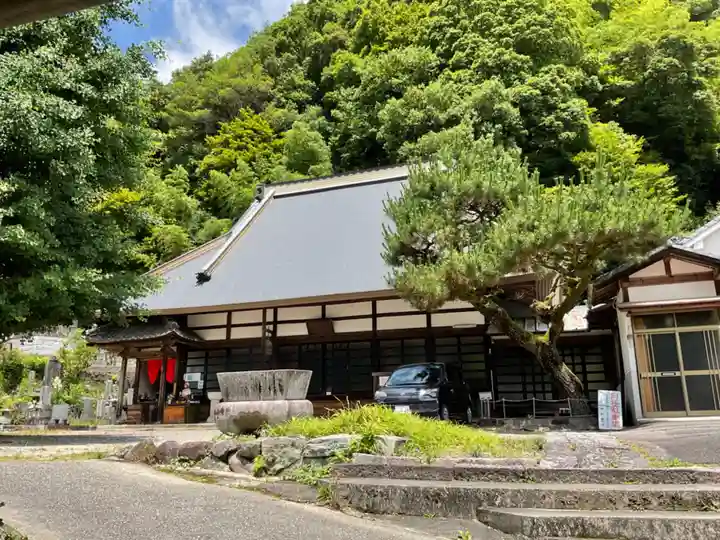 普光寺の本殿・本堂