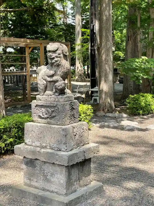 旭川神社の狛犬