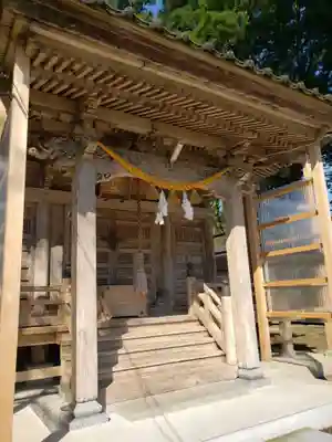 頭川神社の本殿・本堂