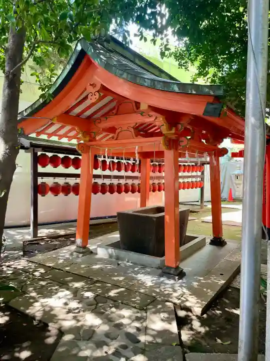 豊栄稲荷神社の{uncategorized: "未分類", other: "その他", undefined: "問題あり", building: "その他建物", grave: "お墓", sacred_gate: "鳥居", guardian: "狛犬", statue: "像", buddha: "仏像", history: "歴史", nature: "自然", garden: "庭園", animal: "動物", pagoda: "塔", temizu: "手水舎", mountain_gate: "山門・神門", sanctuary: "本殿・本堂", subordinate: "末社・摂社", art: "芸術", scenery: "景色", jizo: "地蔵", ema: "絵馬", goshuin: "御朱印", omikuji: "おみくじ", items: "授与品その他", amulet: "お守り", goshuincho: "御朱印帳", eats: "食事", festival: "お祭り", votive_dance: "神楽", shichigosan: "七五三参", wedding: "結婚式", experience: "体験その他", initially: "初詣", around: "周辺", anti_infection: "感染症対策"}