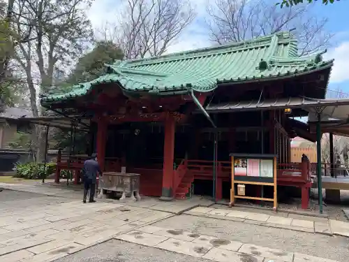 赤坂氷川神社の{uncategorized: "未分類", other: "その他", undefined: "問題あり", building: "その他建物", grave: "お墓", sacred_gate: "鳥居", guardian: "狛犬", statue: "像", buddha: "仏像", history: "歴史", nature: "自然", garden: "庭園", animal: "動物", pagoda: "塔", temizu: "手水舎", mountain_gate: "山門・神門", sanctuary: "本殿・本堂", subordinate: "末社・摂社", art: "芸術", scenery: "景色", jizo: "地蔵", ema: "絵馬", goshuin: "御朱印", omikuji: "おみくじ", items: "授与品その他", amulet: "お守り", goshuincho: "御朱印帳", eats: "食事", festival: "お祭り", votive_dance: "神楽", shichigosan: "七五三参", wedding: "結婚式", experience: "体験その他", initially: "初詣", around: "周辺", anti_infection: "感染症対策"}