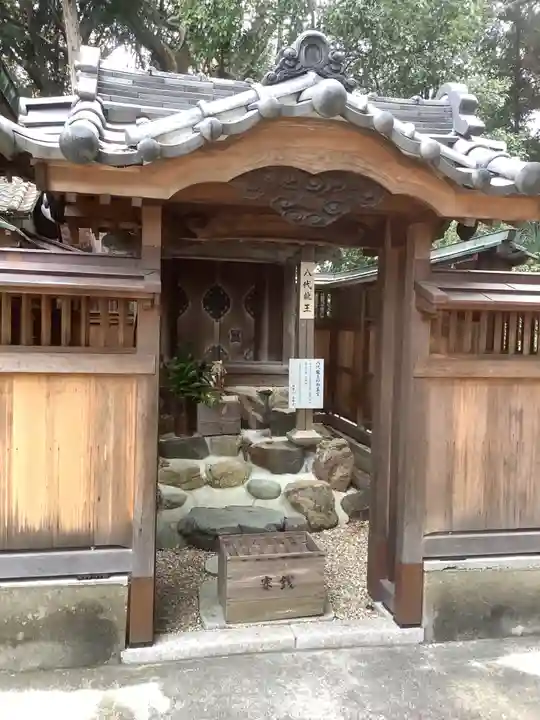 慈眼寺の末社・摂社