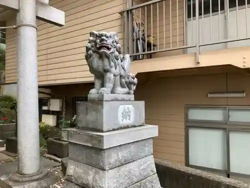 八幡神社の狛犬