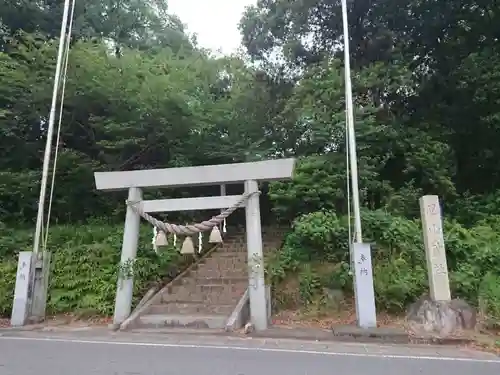 忍山神社の鳥居