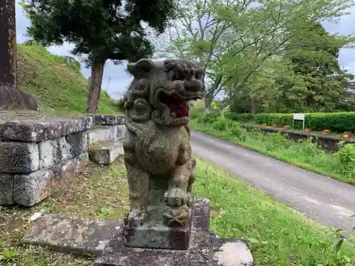 熊野神社の狛犬
