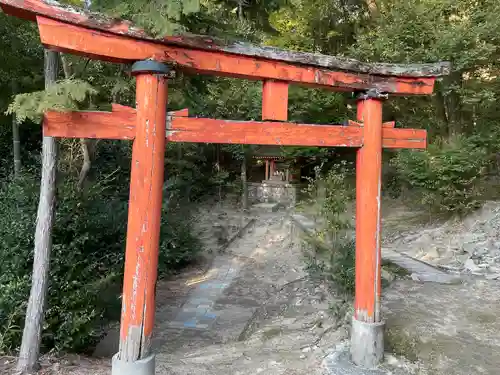 瀧山寺の鳥居