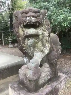 二ツ杁神明社の狛犬