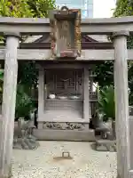 熊鷹社(新宿髙島屋)の{uncategorized: "未分類", other: "その他", undefined: "問題あり", building: "その他建物", grave: "お墓", sacred_gate: "鳥居", guardian: "狛犬", statue: "像", buddha: "仏像", history: "歴史", nature: "自然", garden: "庭園", animal: "動物", pagoda: "塔", temizu: "手水舎", mountain_gate: "山門・神門", sanctuary: "本殿・本堂", subordinate: "末社・摂社", art: "芸術", scenery: "景色", jizo: "地蔵", ema: "絵馬", goshuin: "御朱印", omikuji: "おみくじ", items: "授与品その他", amulet: "お守り", goshuincho: "御朱印帳", eats: "食事", festival: "お祭り", votive_dance: "神楽", shichigosan: "七五三参", wedding: "結婚式", experience: "体験その他", initially: "初詣", around: "周辺", anti_infection: "感染症対策"}