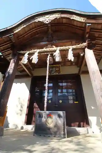 湯島御霊社の本殿・本堂