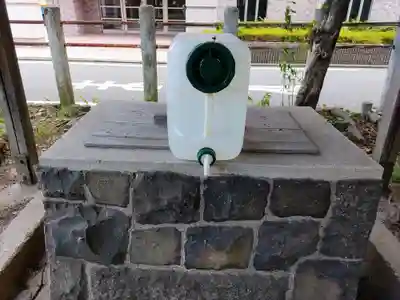 八劔社の手水舎