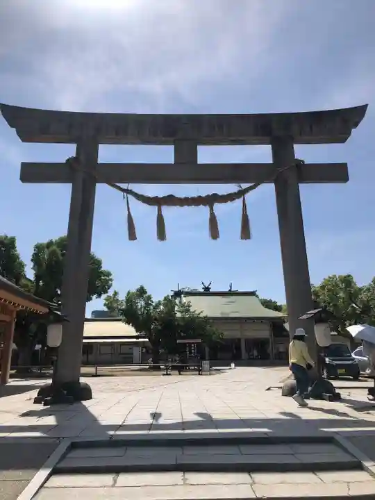 難波大社 生國魂神社の鳥居