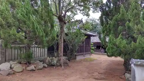 八幡神社の建物その他