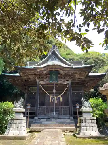 平潟八幡神社の本殿・本堂