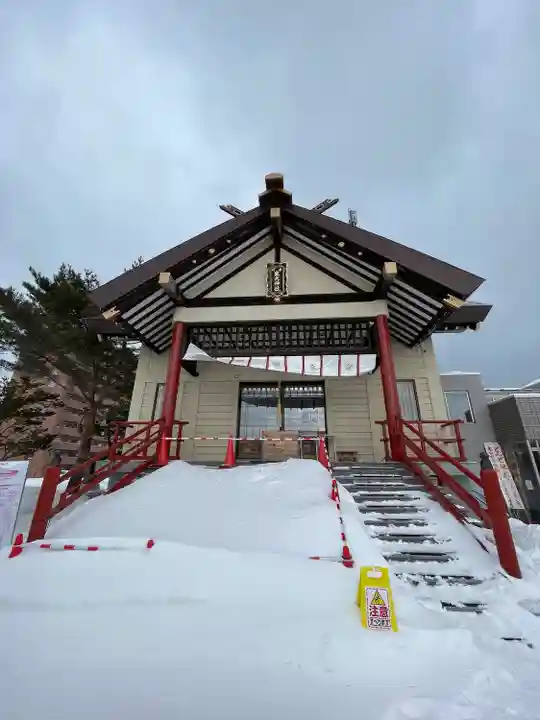 新川皇大神社の本殿・本堂