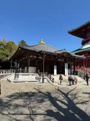 成田山醫王殿の{uncategorized: "未分類", other: "その他", undefined: "問題あり", building: "その他建物", grave: "お墓", sacred_gate: "鳥居", guardian: "狛犬", statue: "像", buddha: "仏像", history: "歴史", nature: "自然", garden: "庭園", animal: "動物", pagoda: "塔", temizu: "手水舎", mountain_gate: "山門・神門", sanctuary: "本殿・本堂", subordinate: "末社・摂社", art: "芸術", scenery: "景色", jizo: "地蔵", ema: "絵馬", goshuin: "御朱印", omikuji: "おみくじ", items: "授与品その他", amulet: "お守り", goshuincho: "御朱印帳", eats: "食事", festival: "お祭り", votive_dance: "神楽", shichigosan: "七五三参", wedding: "結婚式", experience: "体験その他", initially: "初詣", around: "周辺", anti_infection: "感染症対策"}