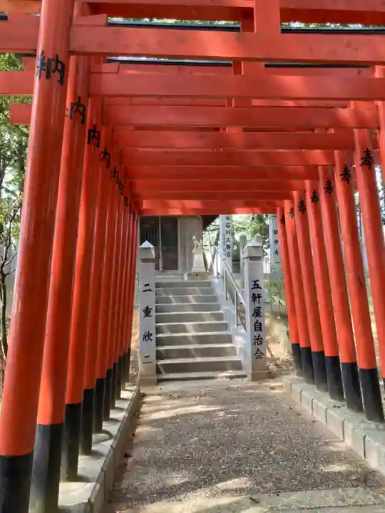 高繁大明神(稲荷)の鳥居