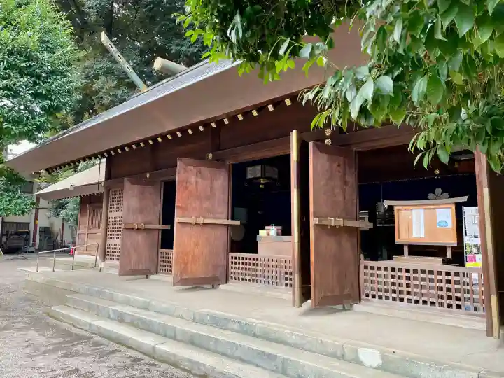 埼玉縣護國神社の{uncategorized: "未分類", other: "その他", undefined: "問題あり", building: "その他建物", grave: "お墓", sacred_gate: "鳥居", guardian: "狛犬", statue: "像", buddha: "仏像", history: "歴史", nature: "自然", garden: "庭園", animal: "動物", pagoda: "塔", temizu: "手水舎", mountain_gate: "山門・神門", sanctuary: "本殿・本堂", subordinate: "末社・摂社", art: "芸術", scenery: "景色", jizo: "地蔵", ema: "絵馬", goshuin: "御朱印", omikuji: "おみくじ", items: "授与品その他", amulet: "お守り", goshuincho: "御朱印帳", eats: "食事", festival: "お祭り", votive_dance: "神楽", shichigosan: "七五三参", wedding: "結婚式", experience: "体験その他", initially: "初詣", around: "周辺", anti_infection: "感染症対策"}