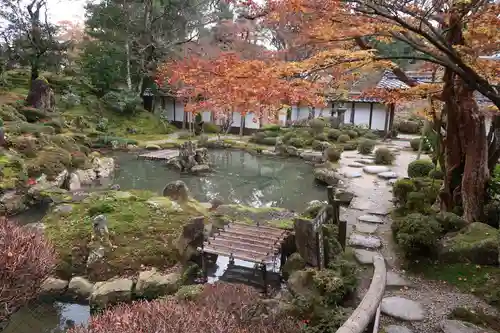 西明寺の庭園