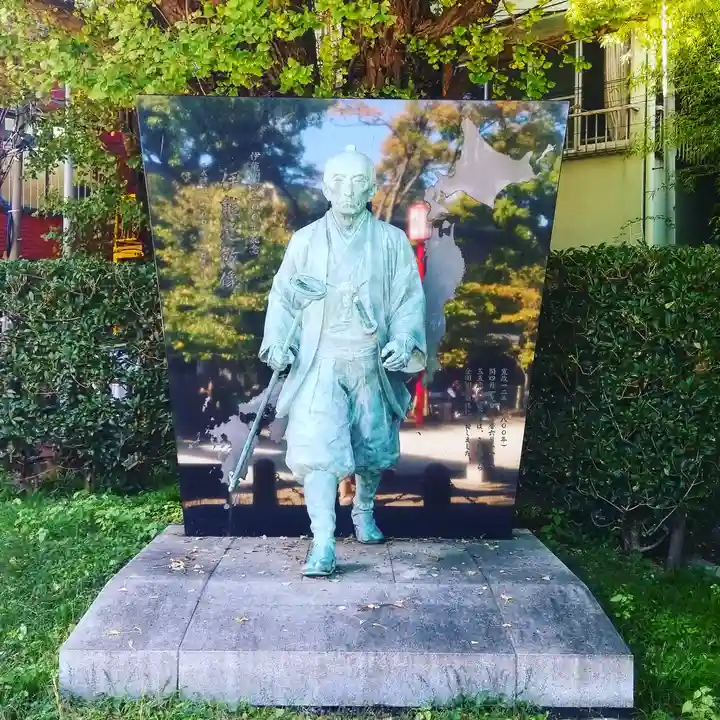 富岡八幡宮の像