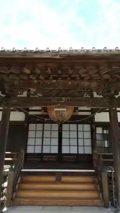 光恩寺の本殿・本堂