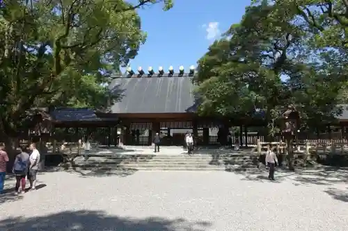 熱田神宮の本殿