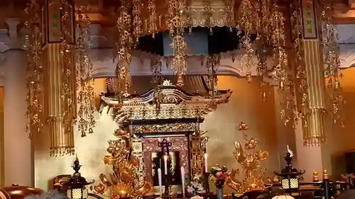 眞久寺の本殿・本堂