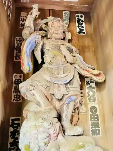 清水寺の{uncategorized: "未分類", other: "その他", undefined: "問題あり", building: "その他建物", grave: "お墓", sacred_gate: "鳥居", guardian: "狛犬", statue: "像", buddha: "仏像", history: "歴史", nature: "自然", garden: "庭園", animal: "動物", pagoda: "塔", temizu: "手水舎", mountain_gate: "山門・神門", sanctuary: "本殿・本堂", subordinate: "末社・摂社", art: "芸術", scenery: "景色", jizo: "地蔵", ema: "絵馬", goshuin: "御朱印", omikuji: "おみくじ", items: "授与品その他", amulet: "お守り", goshuincho: "御朱印帳", eats: "食事", festival: "お祭り", votive_dance: "神楽", shichigosan: "七五三参", wedding: "結婚式", experience: "体験その他", initially: "初詣", around: "周辺", anti_infection: "感染症対策"}