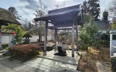 龍宝寺の手水舎