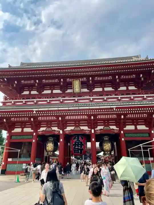 浅草寺の{uncategorized: "未分類", other: "その他", undefined: "問題あり", building: "その他建物", grave: "お墓", sacred_gate: "鳥居", guardian: "狛犬", statue: "像", buddha: "仏像", history: "歴史", nature: "自然", garden: "庭園", animal: "動物", pagoda: "塔", temizu: "手水舎", mountain_gate: "山門・神門", sanctuary: "本殿・本堂", subordinate: "末社・摂社", art: "芸術", scenery: "景色", jizo: "地蔵", ema: "絵馬", goshuin: "御朱印", omikuji: "おみくじ", items: "授与品その他", amulet: "お守り", goshuincho: "御朱印帳", eats: "食事", festival: "お祭り", votive_dance: "神楽", shichigosan: "七五三参", wedding: "結婚式", experience: "体験その他", initially: "初詣", around: "周辺", anti_infection: "感染症対策"}