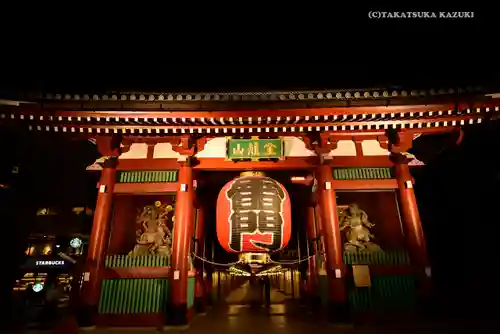 浅草寺の山門