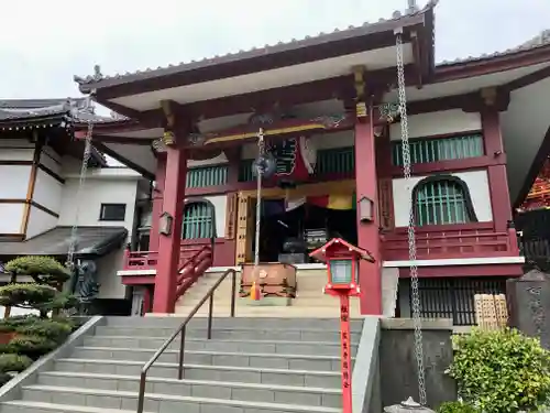 放生寺の本殿・本堂