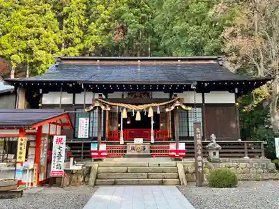山寺日枝神社の本殿・本堂