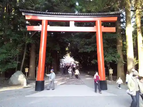 霧島神宮の鳥居