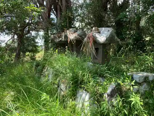 神社(名称不明)の末社