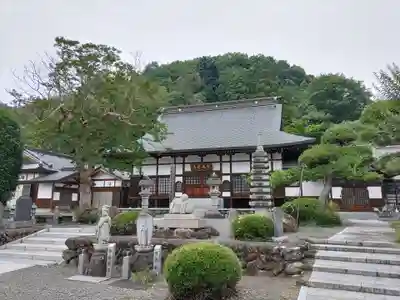 宝蔵寺の本殿・本堂