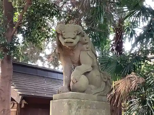 伊豆美神社の狛犬