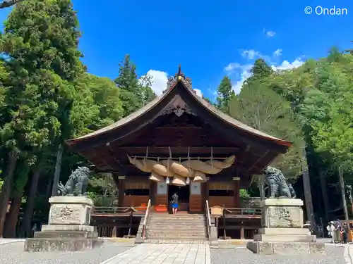 諏訪大社下社秋宮(長野県)