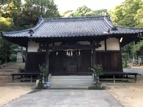 櫛梨神社の本殿・本堂