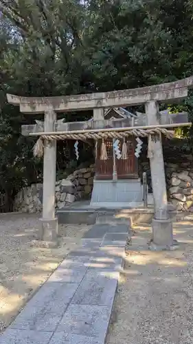 安居神社の末社