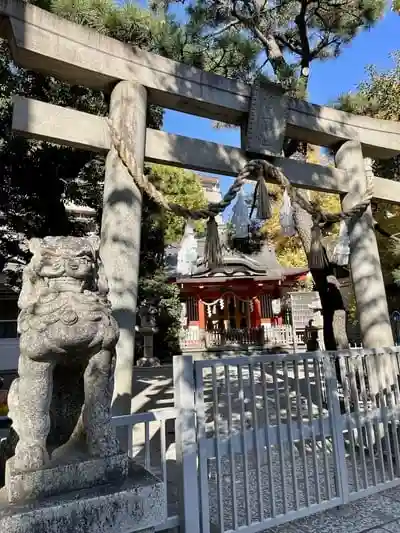 蒔田杉山神社の鳥居