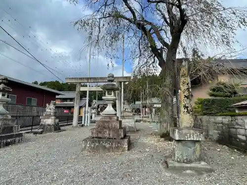 新町神社の鳥居