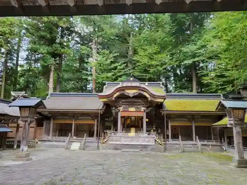 諏訪大社の本殿・本堂